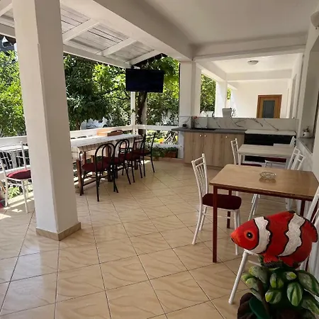 Bella Гостевой дом Дуррес